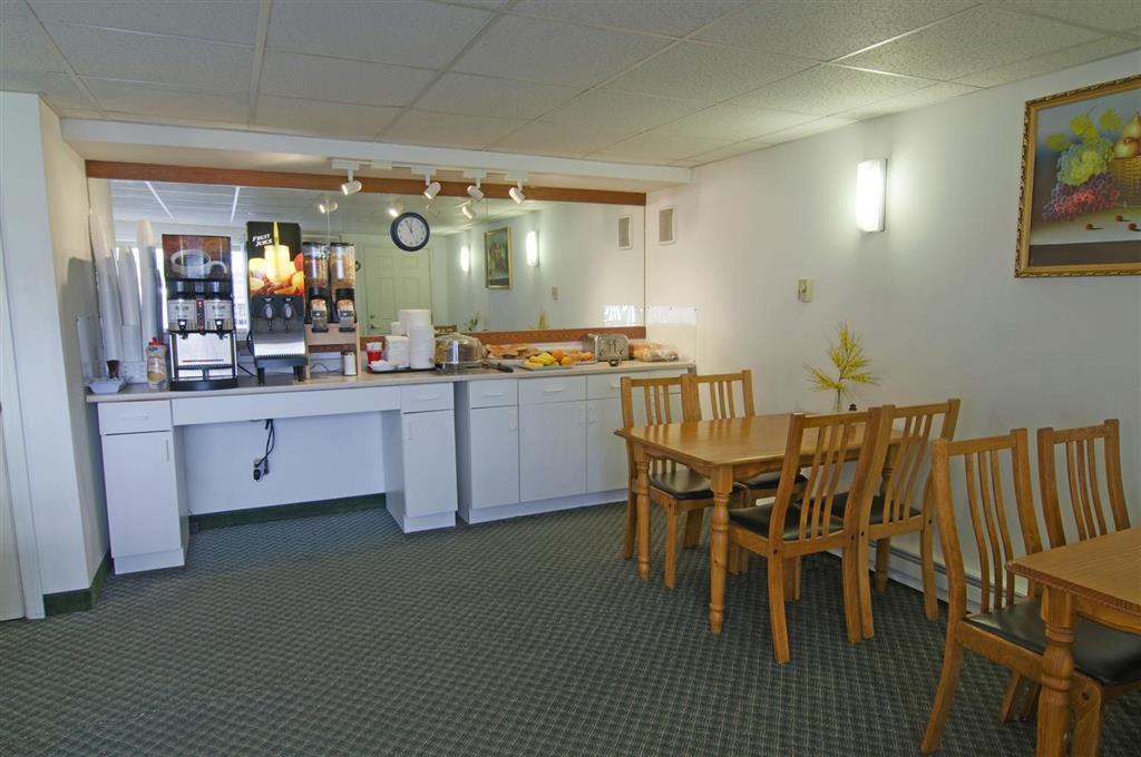 Americas Best Value Inn Hyannis Étterem fotó