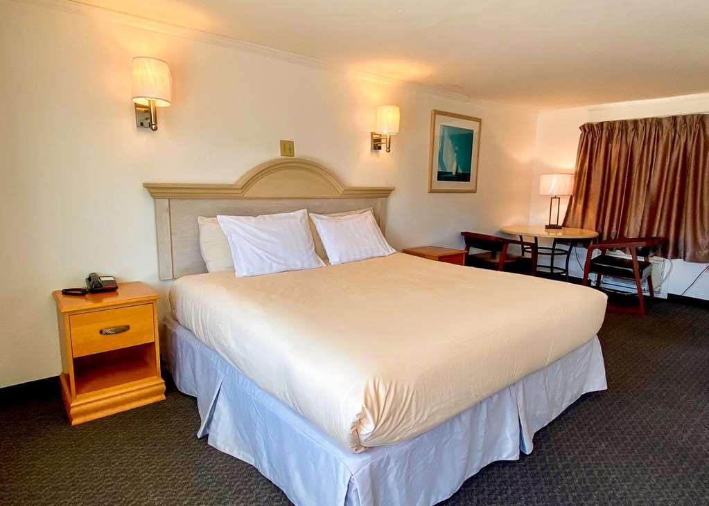Americas Best Value Inn Hyannis Szoba fotó