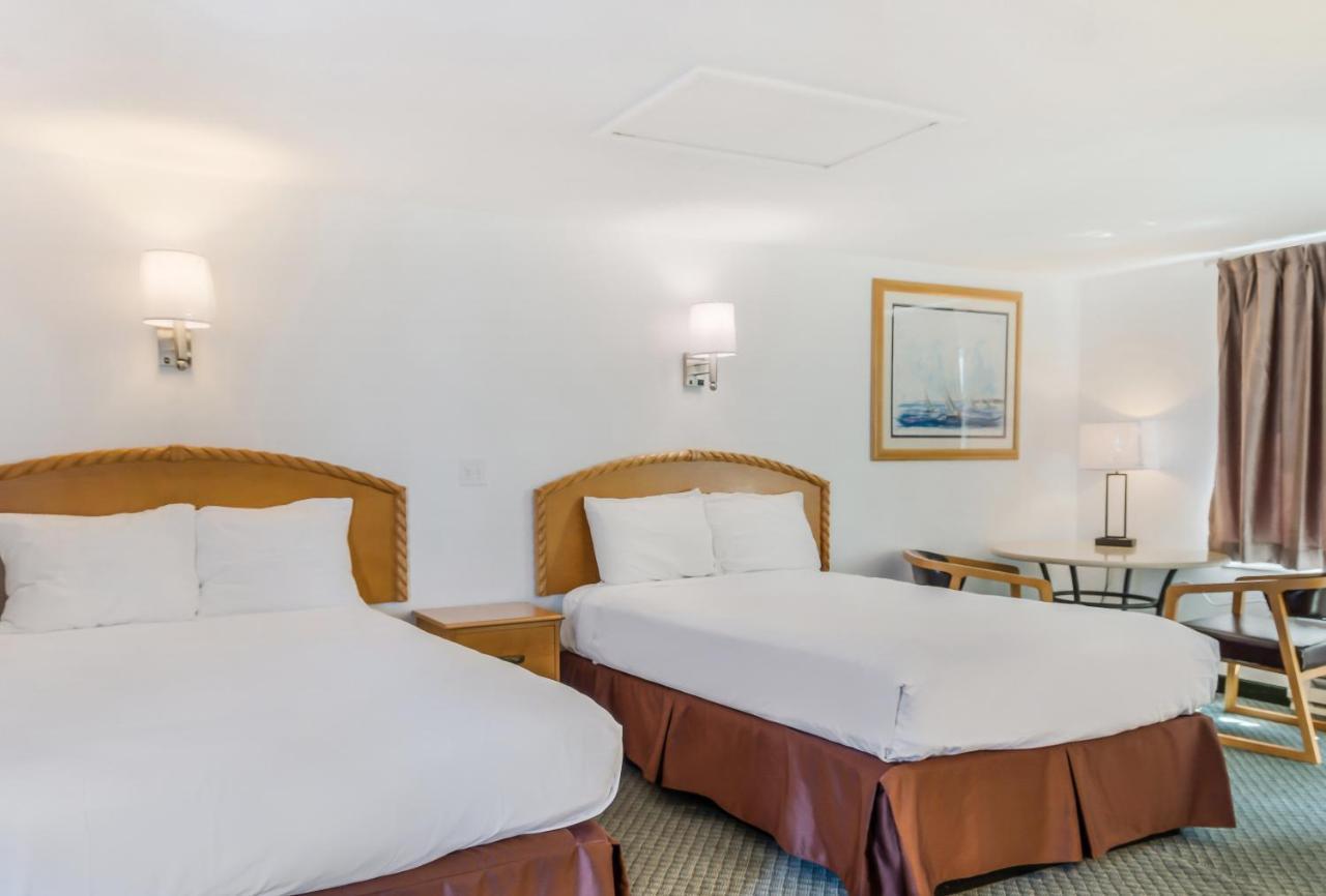 Americas Best Value Inn Hyannis Kültér fotó