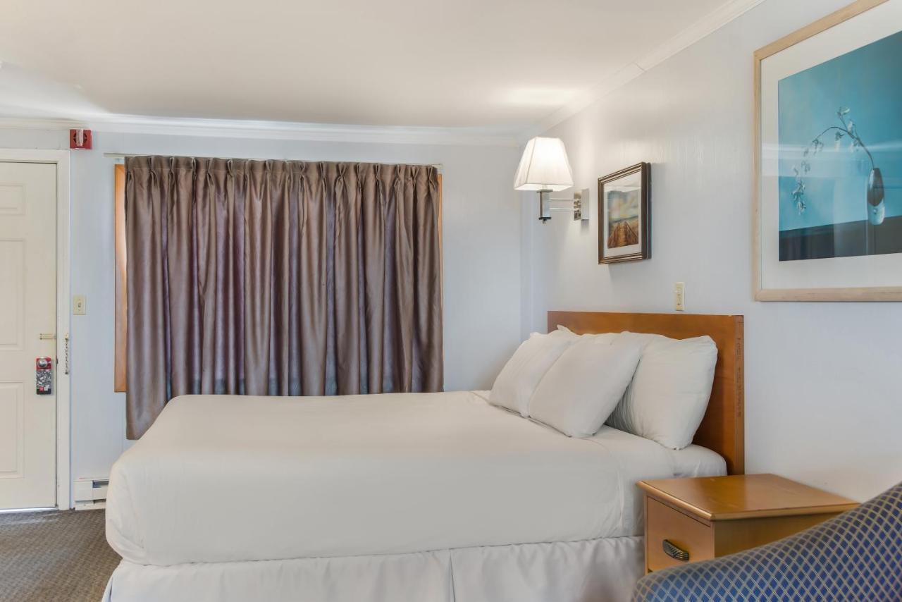 Americas Best Value Inn Hyannis Kültér fotó
